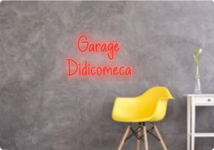 Custom text: Garage 
Didicomeca